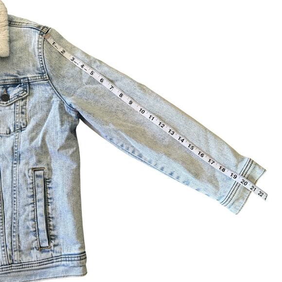 Abercrombie Kids Heavy Denim Jacket Sherpa Lined Light Wash Size 11/12 - Picture 9 of 9